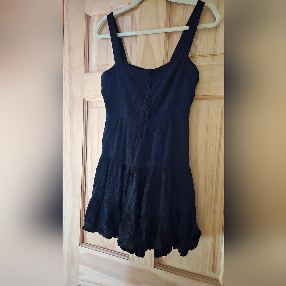 Black Sleeveless Button-Front Dress